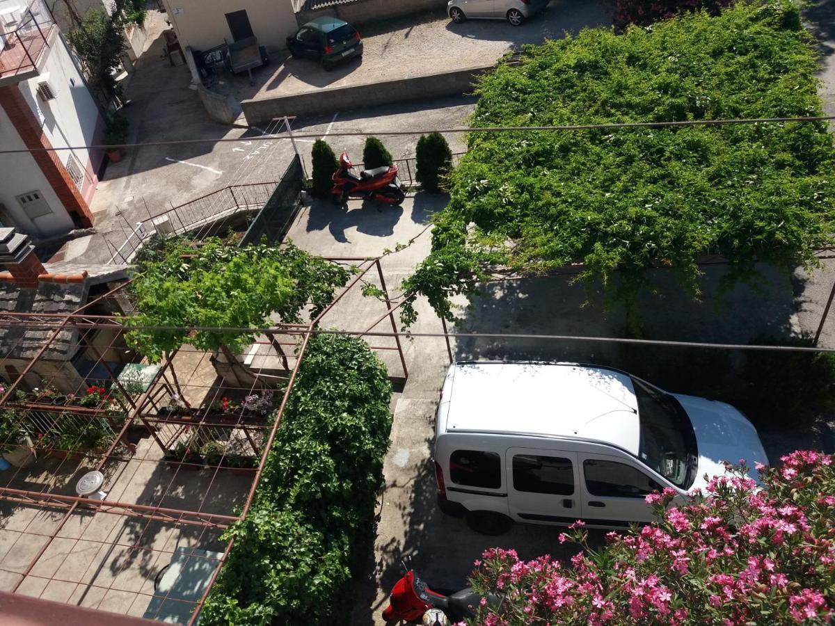 Apartment Viktoria Primošten Екстериор снимка