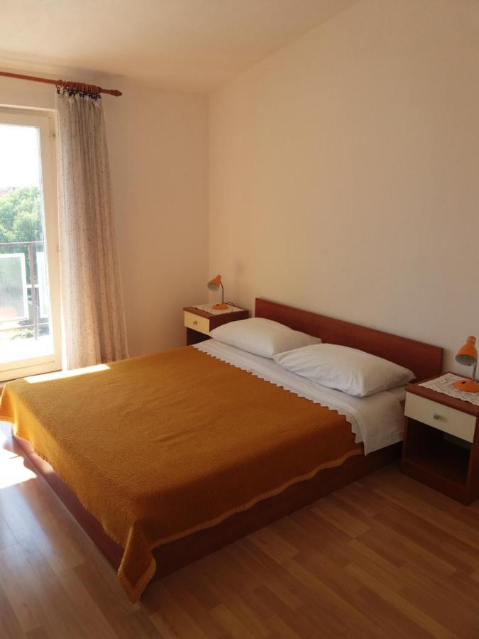 Apartment Viktoria Primošten Екстериор снимка