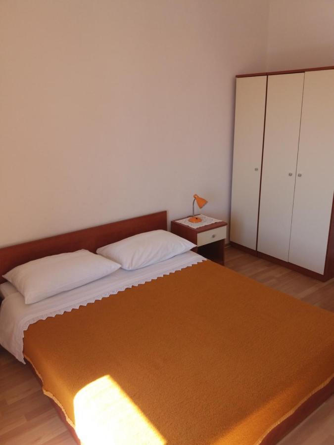 Apartment Viktoria Primošten Екстериор снимка